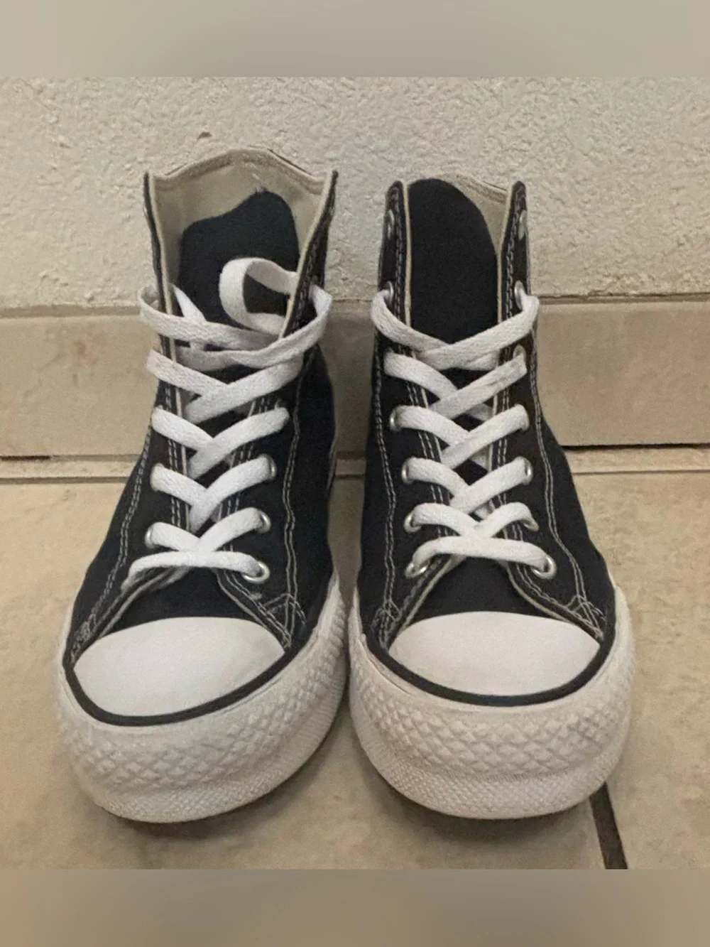 Converse Chuck Taylor All Star Lift Sneakers Youth Size 6
